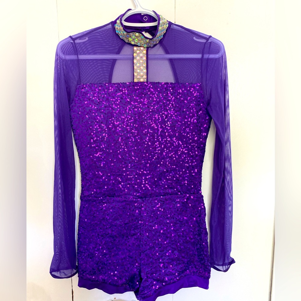 Girl’s dance costume - Weissman